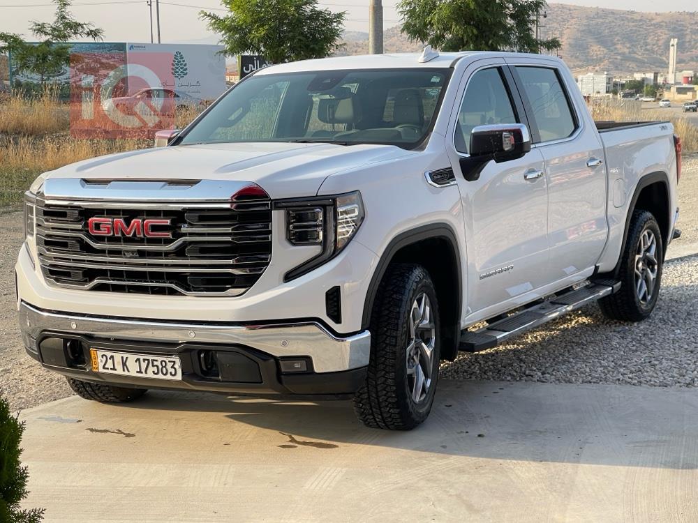GMC Sierra